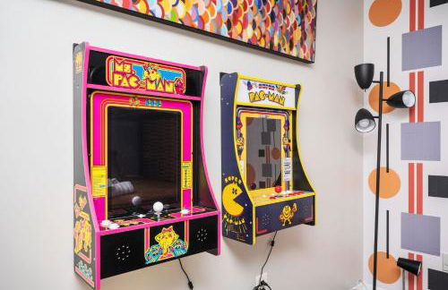 Vibrant Family Retreat~Sleeps 8~2 Kings~ Game Room - Foto 2