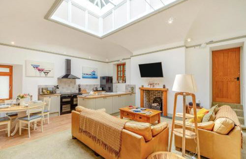 2 Bed in Lynton oc-orange - Photo 1