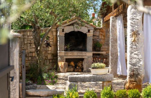 Mediterranes Steinhaus mit Privatpool, Sauna, Meerblick, Kamin, Sommerkueche - Foto 25