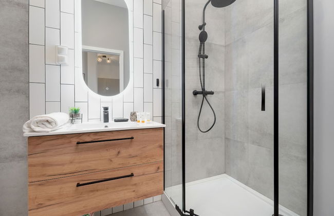 Cosy Apartment With Balcony by Renters - Foto 20