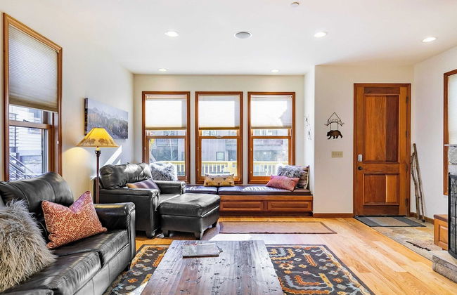 Pacific Street Townhome 514b by Avantstay Cute Townhouse in the Heart of Telluride! - Foto 3