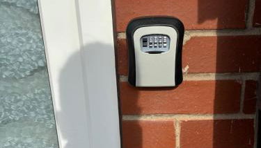 Modern & Cozy Gem - 10min to City Center - Parking - Foto 3