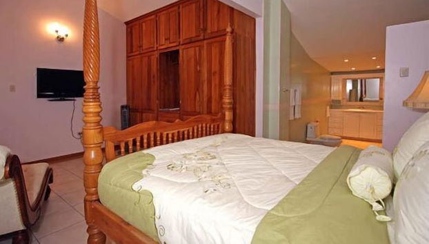 Sheppy's Den Villa - Foto 4, Habitación