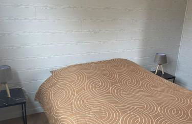 Les Chalets du Mancel - Chalet Tennessee - 500 m Bouleries Jump , 10 min du circuit des 24h - Foto 9