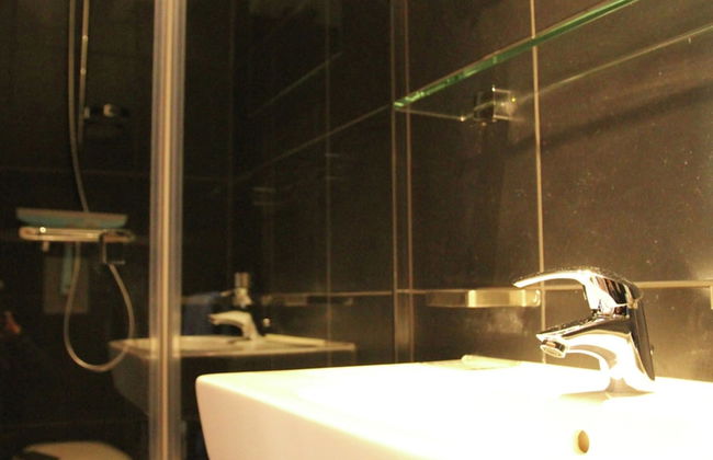 Peacefule Holiday Home for 2 People in Heiloo near Egmond - Photo 9