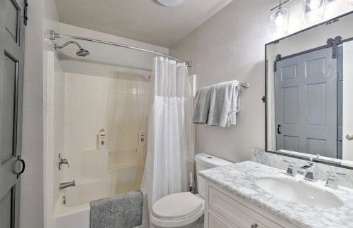 Modern Flagstaff Home with BBQ Walk Downtown! - Foto 16