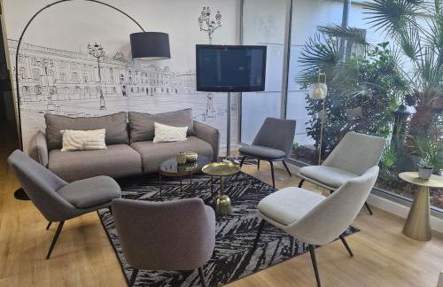 Studio Toulouse Aéroport - Piscine Sauna Fitness - Foto 18