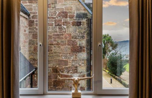 Arran Shores Luxury Shorefront Apartment 8 - Photo 19