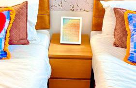 Luxe Smart Home - Basildon Serviced Accommodation - 7 Mins Walk To Basildon Town Centre, Hospital & Train Station - Foto 4