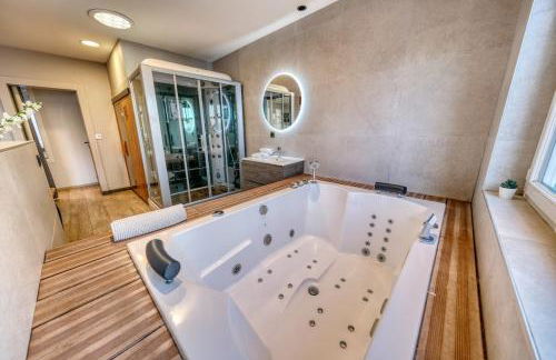 Suite & Spa - Jacuzzi - Sauna - Foto 26