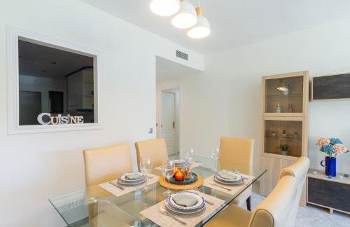 MARBELLA BANUS SUITES - Banús Playa Rocío - 3BR - 3BA - Direct Beach & Sea Access Complex - Outdoor Terrace w Garden Views - Pool - 3 Min Walk to Puerto Banús & Corte Ing Luxury Shopping - Ideal for Families - Foto 24