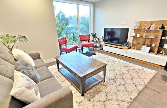 Monki Di Executive Suites - GLAS - Luxury Inner City Home 3 min to Downtown w Private Rooftop Patio Fireplace - Foto 18