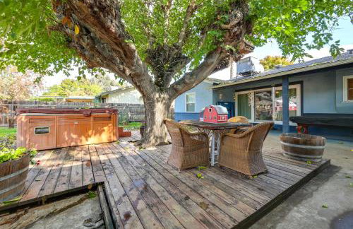 Hot Tub, Patio & Outdoor Games at Visalia Home - Foto 26
