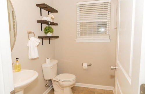 Beautiful spacious 4 bedroom house , sleeps 8+ - Foto 14