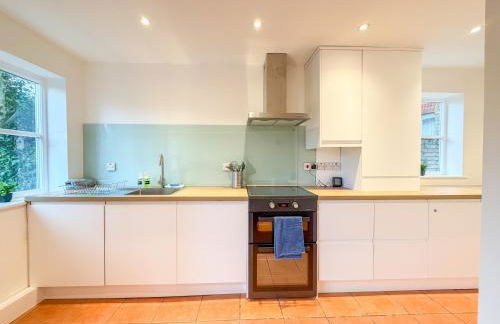 NEW - Luxury 3 bedroom Townhouse - Canterbury City Centre - Foto 13