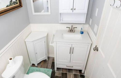 Luxury Suite in the Heart of Hamptons South Beach! - Photo 5