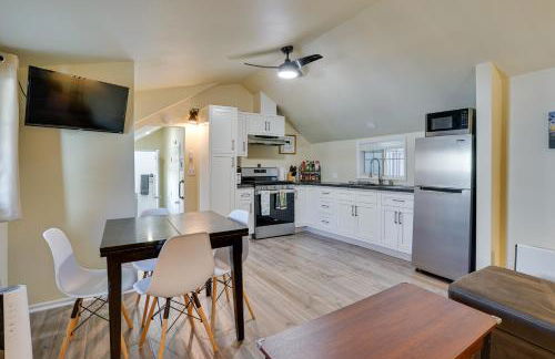 Avalon Cottage Less Than Half-Mi to Beaches and Crescent Ave - Foto 6