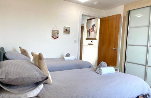 Quay & Sea View Spacious Modern Secure Parking - Photo 21