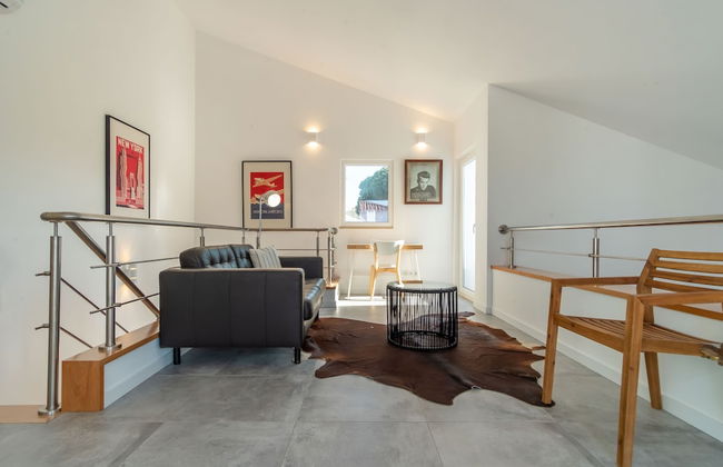 LV Premier LA2 Pool AC Garden sea View - Photo 16