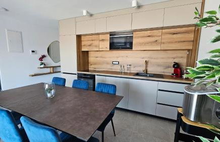 Blue Moon Apartment, now with Jacuzzi - Photo 10