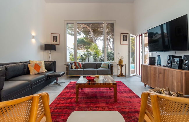 LV Premier LA2 Pool AC Garden sea View - Photo 21