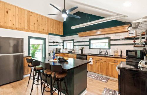 The Modern Forge NY, Honeoye Lake - Foto 8