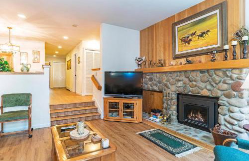 The McCloud Condominium complex is one of the most popular vacation rentals - Foto 4