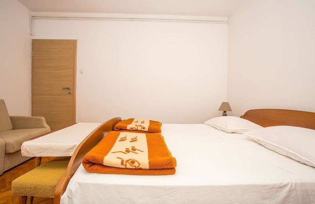 Apartments and Rooms Mlacović - Photo 17