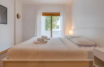 3 Bedroom Oeiras Wonder W/ Balcony by LovelyStay - Foto 45
