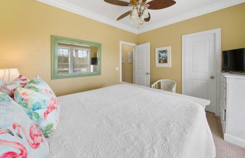 Summer Special, Lux 4BR House Sleeps 12, Pool, Elevator, King bed - Foto 42