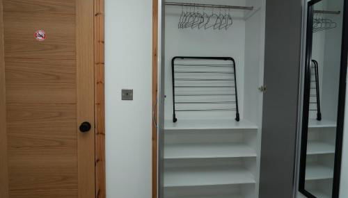 4 Bed Failsworth Home - 3 Bathrooms - Free Parking - Ideal For Contractors & Families - FREE 1 HR EARLY CHECK-IN OR 1 HR LATE CHECK-OUT FOR 2 NIGHT STAY BOOKINGS UNTIL THE END OF MAY - Foto 5