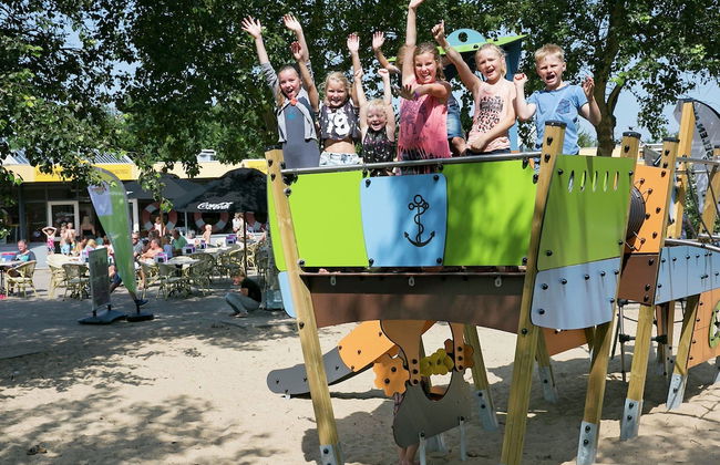 Bungalow Near Dutch Beaches & Nature Trails - Photo 8