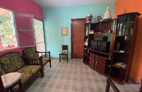 CASA inteira entre Guaratiba e Campo Grande, Rio de Janeiro, RJ - a 40 min da praia, próximo ao Estádio Miecimo da Silva e Park Shopping-Ideal para descanso, encontros, festa e lazer-3000 m2 - Foto 3