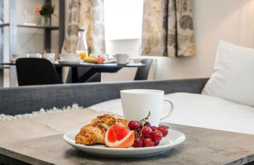 2BR Modern Flat With Free Parking - Foto 19