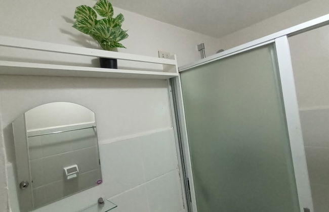 Impeccable 1-bed Studio in Paranaque City - Foto 21