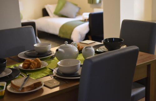 StayNEC Coach House Birmingham - For Company, Contractor & Leisure Stays - NEC, HS2, JLR, Airport - Foto 3