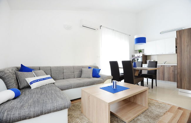 Apartments Hills - Photo 48