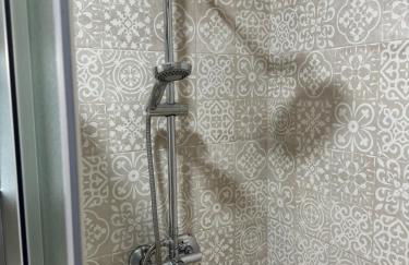 Apartamentos La Gruta de Aracena con patio - Foto 15