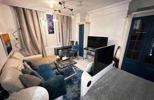Westminster Apartment- Prime Location-Free Parking - Foto 24
