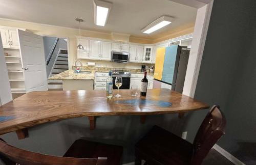 Whispering Waters Hideaway - Foto 13