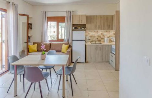 Aloustina Apartments - Photo 20