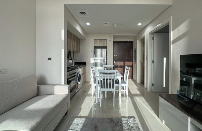 Modern 1 BR Golf Vita Damac Hills 1 - Foto 8