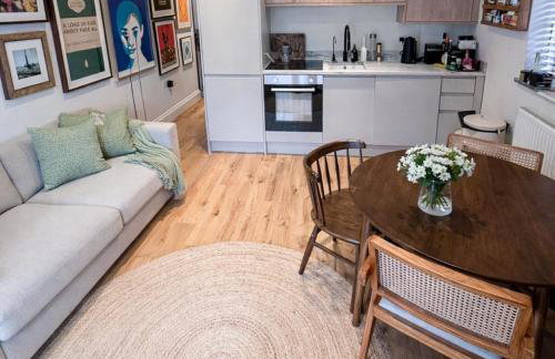 Promo Rate - Queens Park Apt with Garden near Notting Hill & Little Venice by Staylio - Foto 2