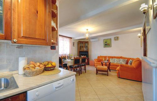 Oberhalb des Limfjords liegt diese Ferienwohnung mit Pool, Terrrasse und Grillplatz - Foto 8