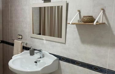 CASA FAMILIAR LA ZUBIA - Granada - Foto 55