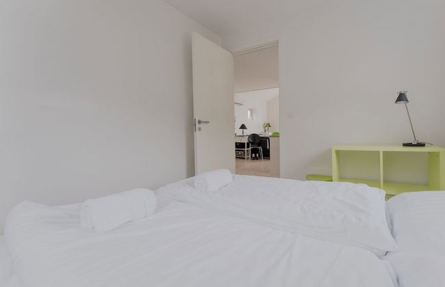 Waterfront Retreat | 2 Br Boathouse - Photo 3