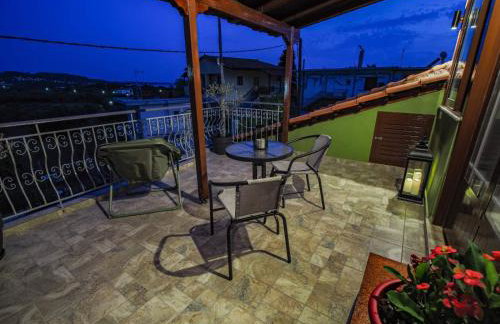 Takis' Attic - Foto 37