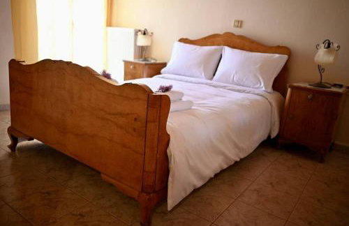 The Teacher's House - Foto 22