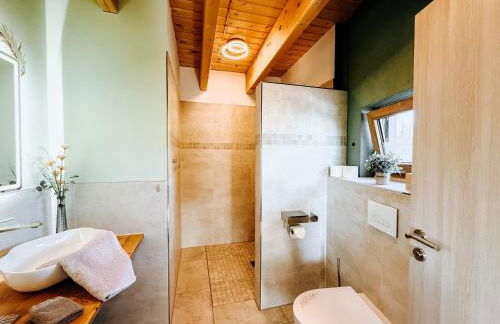 Schäfers - Ihr Wohlfühlort - Hochwertige Ausstattung, Naturgrundstück mit Bachlauf, Terrassen, WLAN, Parken - an 2 Seen bei Leipzig - Foto 68