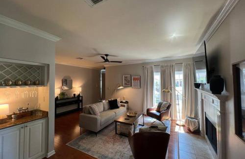 Upscale 2BR condo in Bocage area - Foto 1